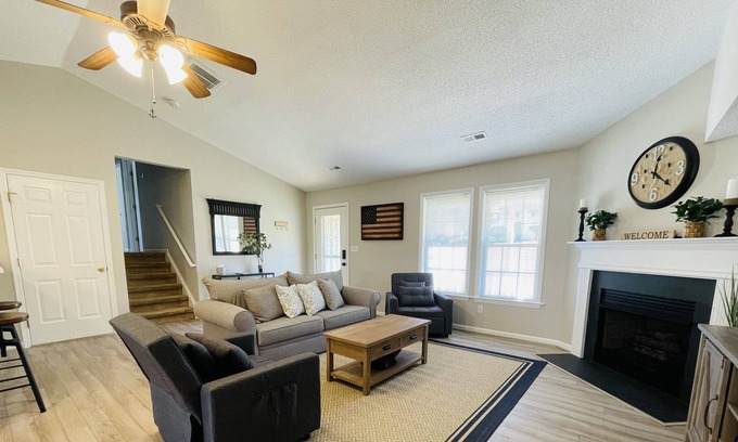 Lexington - Salisbury House | Spartan Lake Front Escape