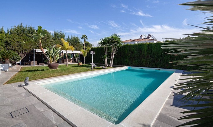 Valencina de la Concepcion Villa | Spectacular villa next to Seville-Sevillarooms