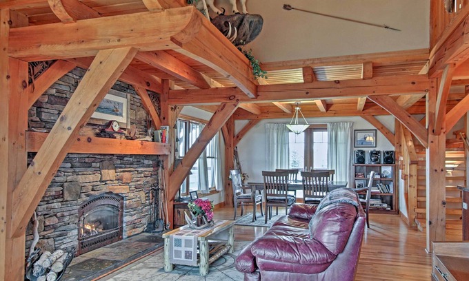 Belle Fourche House | Spearfish Home on 40 Acres w/Private Lake!