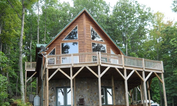 Hays Cabin | Special Labor Day Rate! Near Wine Country & Parks. Great Hiking & Amazing Views!