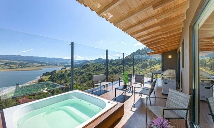 Choconta Cabin | SPECTACULAR AND MODERN HOUSE IN SISGA WITH A VIEW