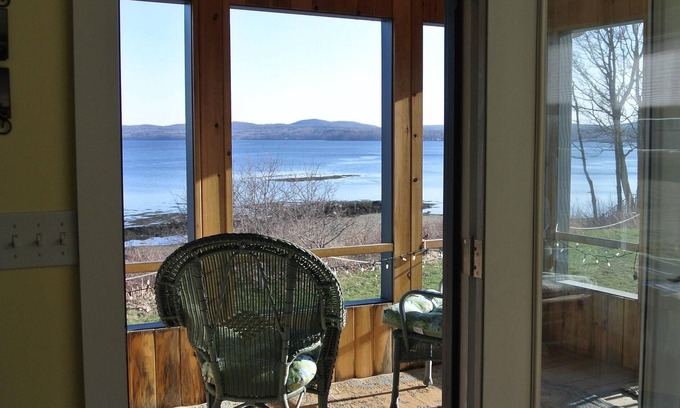 Belfast Cottage | Spectacular cottage on Penobscot bay