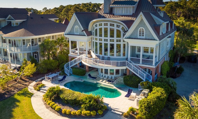 Vanderhorst Plantation House | Spectacular Oceanfront Kiawah Home With Pool And Private Boardwalk To Beach