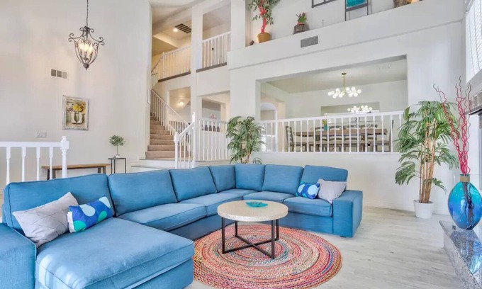 Green Valley North House | Spectacular spacious home with private pool