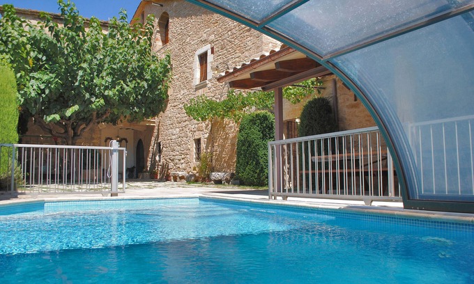Mata Villa | Spectacular traditional Catalan villa with heated private pool 2km Banyoles lake