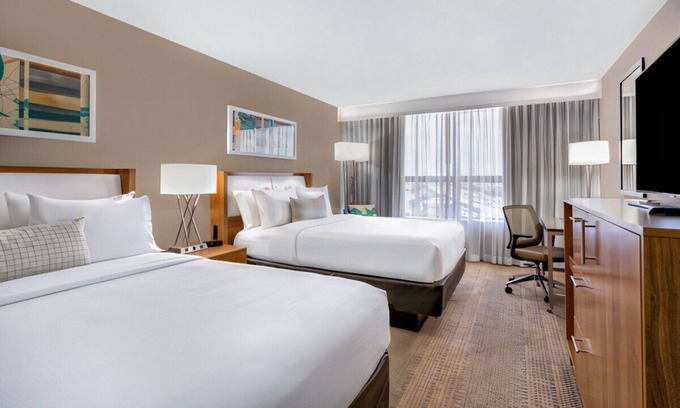 Hialeah House | Spend Some Time in Luxury! Near Fort Lauderdale