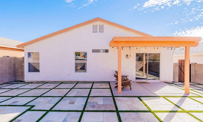 Rita Ranch House | Splendor and Serenity | Sunoria Haus