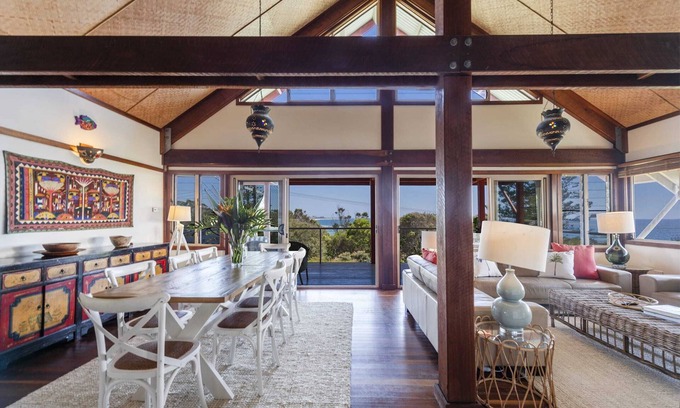 Angourie House | Spook's Point - Oceanstays