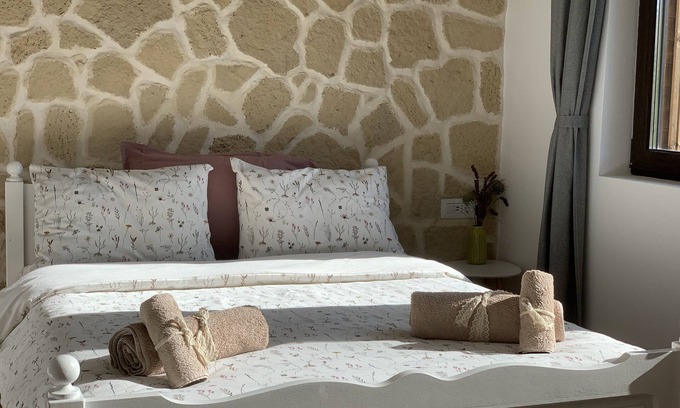 Veliko Tarnovo Apartment | Spring/Пролет Guest House in the heart of Veliko Tărnovo