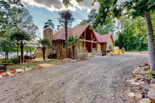 Leesville House | Spring Creek Pinnacle