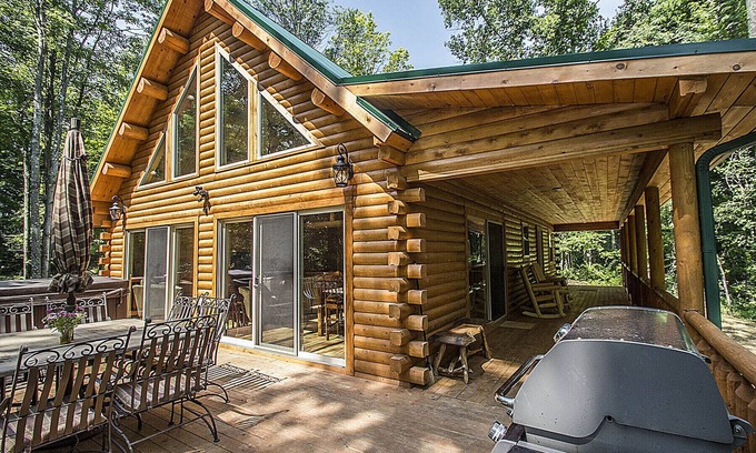 Bremen Cabin | SPRING IS IN THE AIR! BOOK YOUR SPRING GETAWAY NOW!