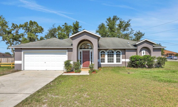 Deltona Lakes House | Spring Promotion/Live, Work & Play in Deltona Lakes