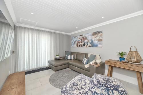 Struisbaai Apartment | Spring Tide on 28 Main Struisbaai