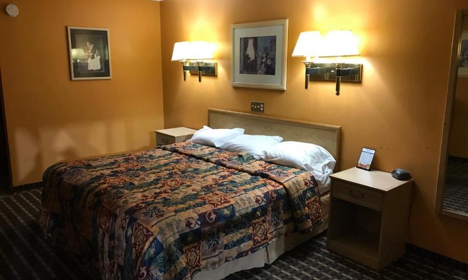 Spring Valley Hotel | Spring Valley Inn