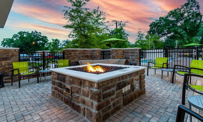 North Charleston Hotel | SpringHill Suites by Marriott Charleston Airport & Convention Center