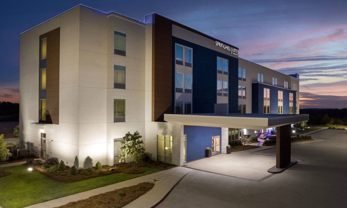 New Castle Hotel | SpringHill Suites by Marriott Birmingham Gardendale