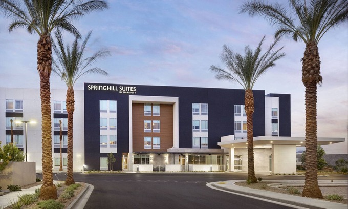 Las Vegas Hotel | Springhill Suites By Marriott Las Vegas Airport
