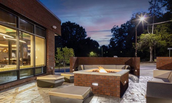 Durham Hotel | SpringHill Suites by Marriott Durham City View