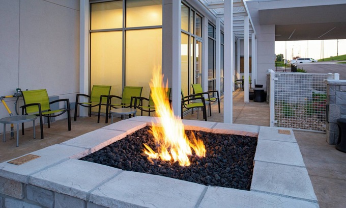 Winnetonka Hotel | SPRINGHILL SUITES KANSAS CITY NORTHEAST