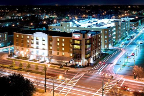 Norfolk Hotel | SpringHill Suites Norfolk Old Dominion University