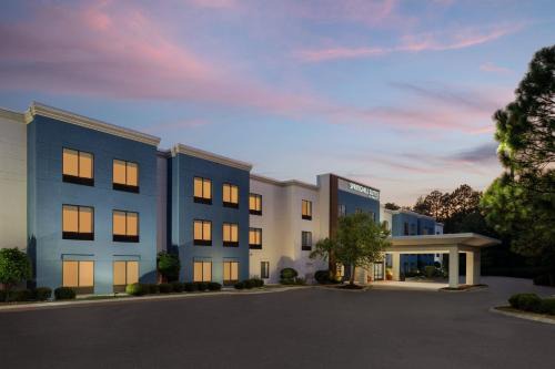 Pinehurst Hotel | SpringHill Suites Pinehurst Southern Pines