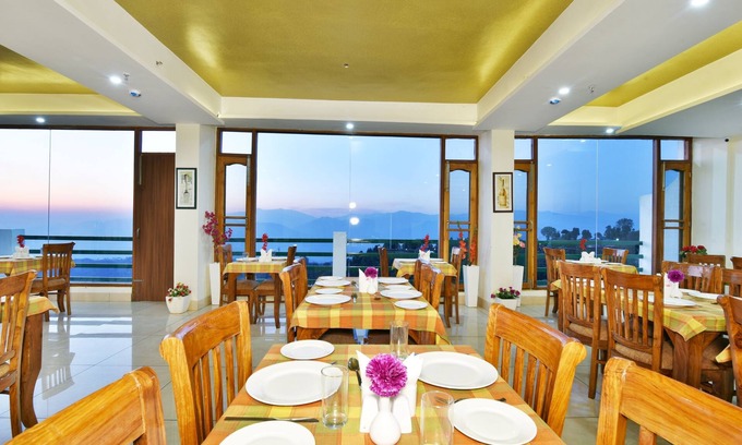 Dalhousie Hotel | SS Resorts