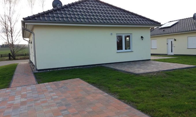 Gnies House | Störti 11