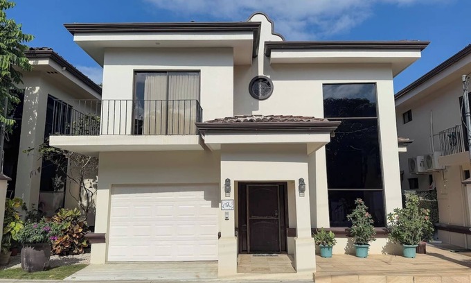 Barrio Los Villalobos House | Stand-alone 3BR home in beautiful oceanfront subdivision - for families! Newly renovated