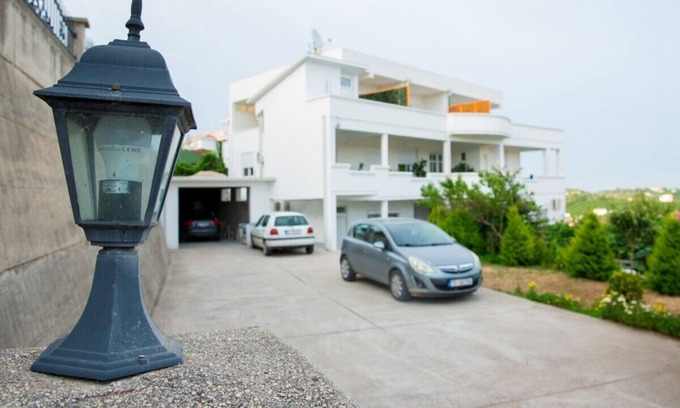 Ulcinj Villa | Standard apartment with a beautiful view
