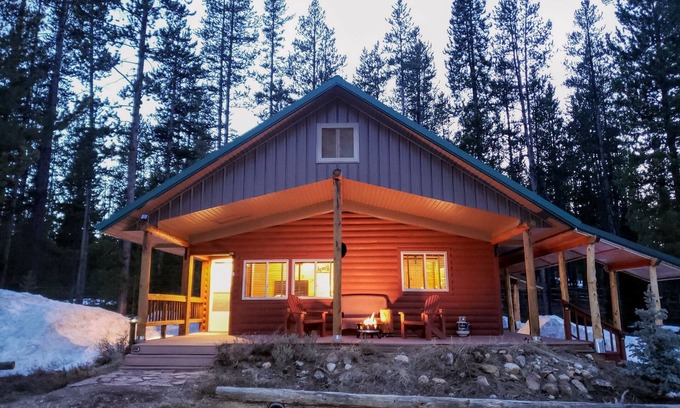 Stanley Cabin | Stanley Stays - The Bonanza Cabin