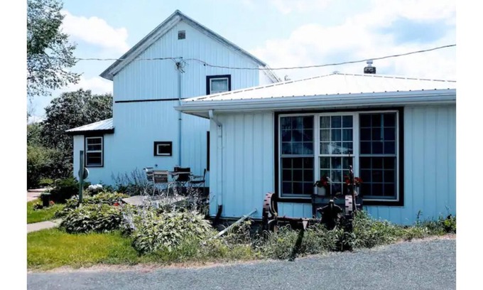 Norwalk House | Stargaze & relax at Whispering Pines Farmhouse near the Elroy-Sparta Bike Trail