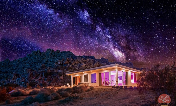 Joshua Tree House | Stars on the Rocks: Pool/HotTub/FirePit/Boulders!