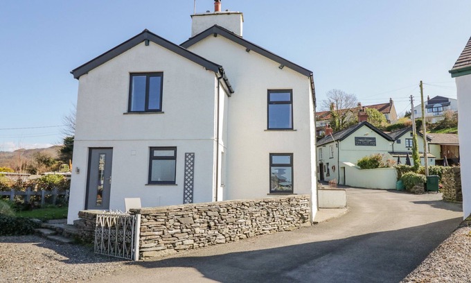 Kirkby-in-Furness Cottage | STATION VIEW, family friendly, with open fire in Kirkby-In-Furness