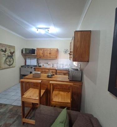 Middelburg Apartment | Stay at Wolkeberg