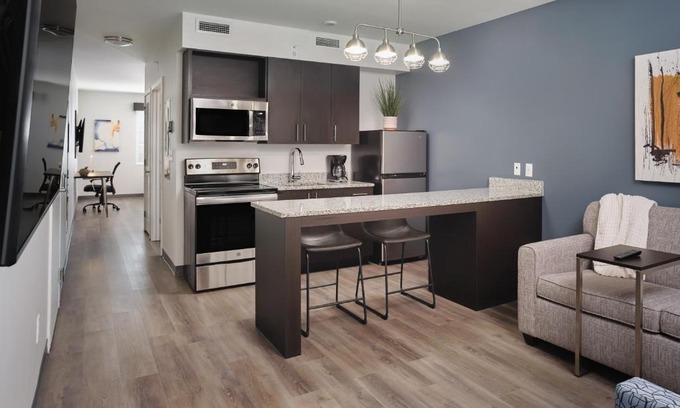 LaGrange Hotel | stayAPT Suites LaGrange