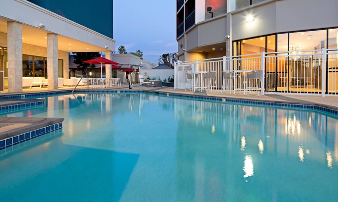 Harbor Hotel | Staybridge Suites Long Beach Airport by IHG
