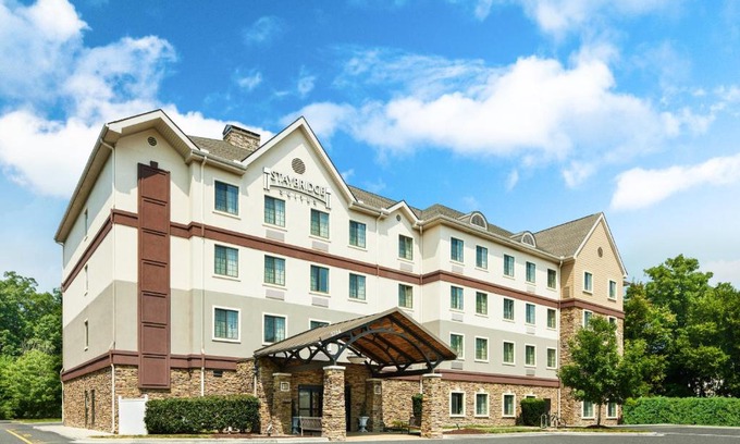 Durham Hotel | Staybridge Suites Of Durham - Chapel Hill - RTP by IHG