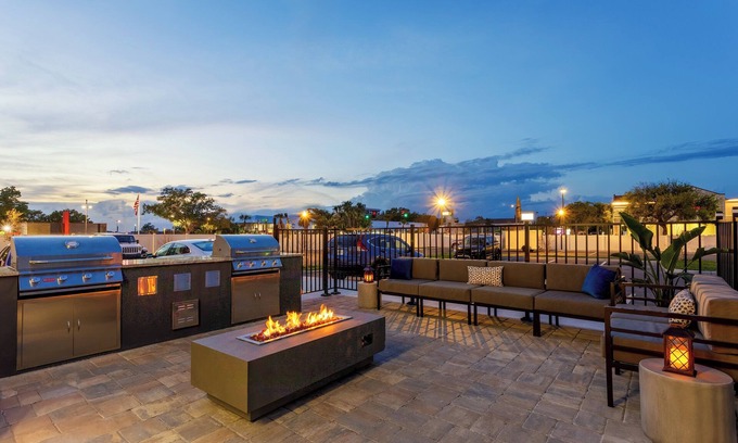 Winter Haven Hotel | Staybridge Suites Winter Haven Auburndale by IHG