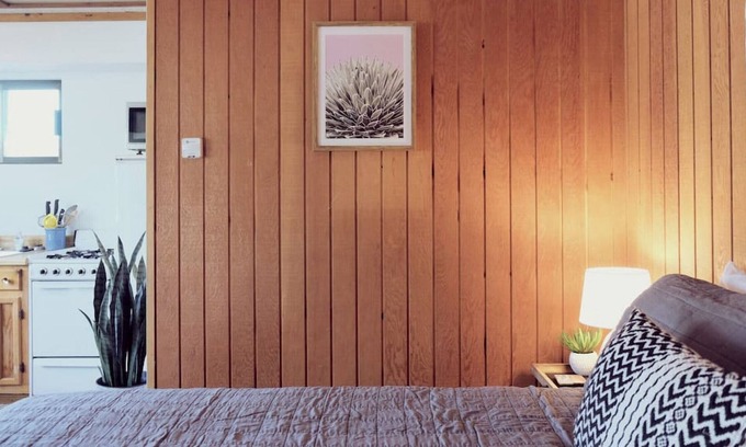 June Lake House | Stellar Jay Studio (Unit 10) at Lake Front Cabins