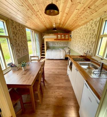 Drimoleague House | Stepping Stones Glamping ‘the olive’