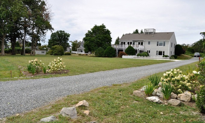 Easton's Point House | Steps to beach, Acre of yard, 4 BR, 3 Full BA, Tuckerman Ave.