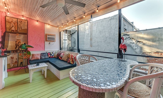 Paducah Condo | Steps to Historic Riverfront: Chic Dtwn Condo!