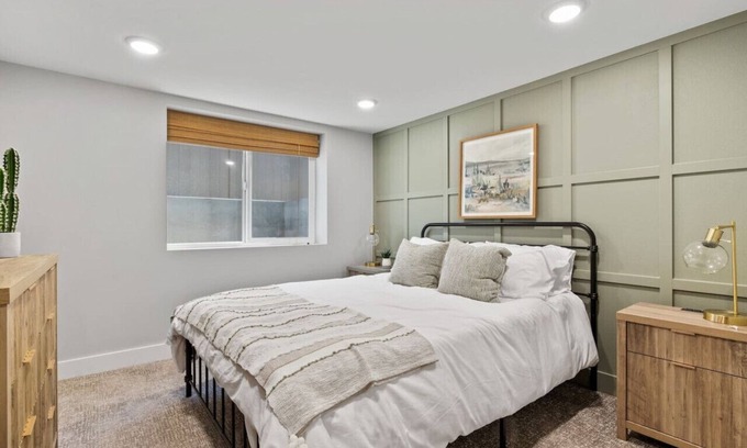 Billings Apartment | Steps to Hospital and MSU-B| Renovated Hospital Retreat