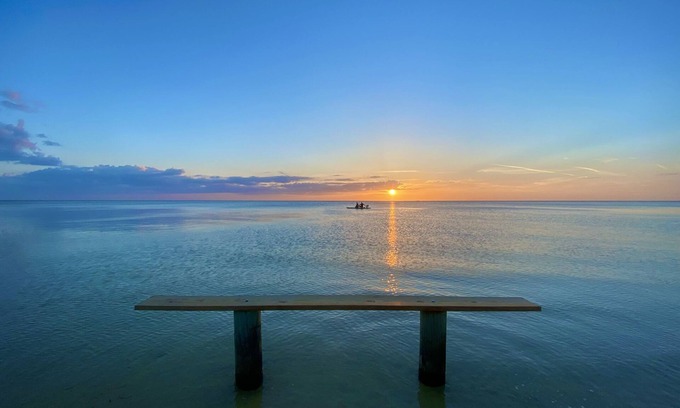 Pine Island House | Steps to the beach! Minutes to WEEKI WACHEE.