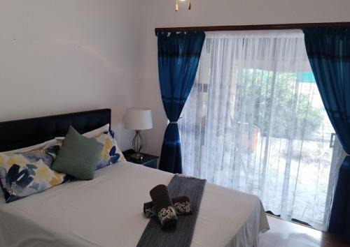 West Bank House | Still Waters