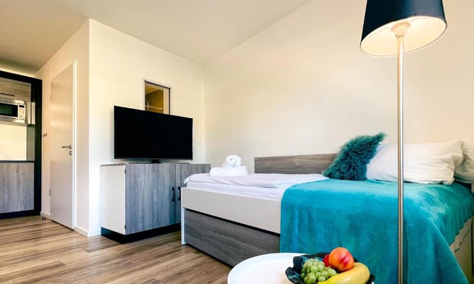 Reinheim Apartment | Stilvolles Apartment mit Parkplatz, barrierefrei