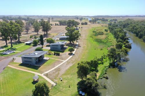 Stirling Estate Villa | Stirling Estate Chalets