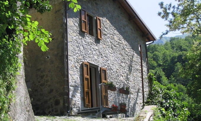 Villabuona Other | Stone farmhouse:kitchen+2bedr+2bathr+ifournished laundry CIN: IT046022C2IHU96TA5