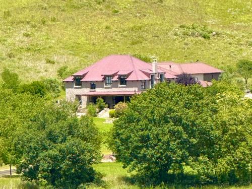 Dullstroom Villa | Stone Creek Mountain Lodge
