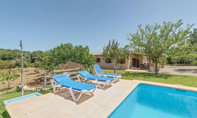 Capdepera Villa | Stone-villa in a rural idyll with pool– Villa Mamici